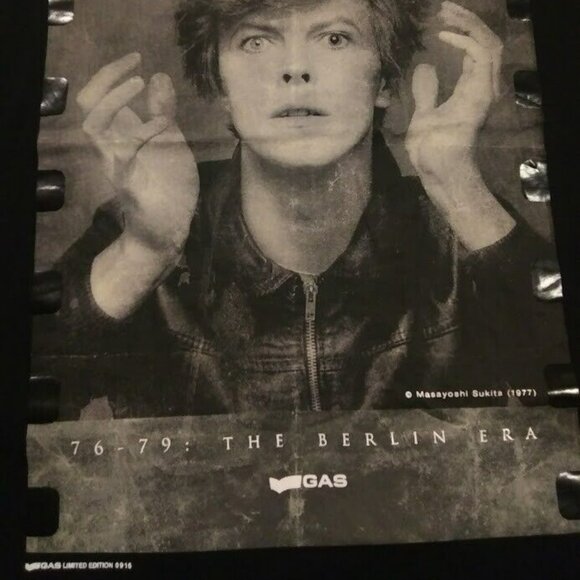 David Bowie Limited Edition #916 GAS JEANS 'Heroes' Women's Sleeveless T-shirt - Picture 4 of 9